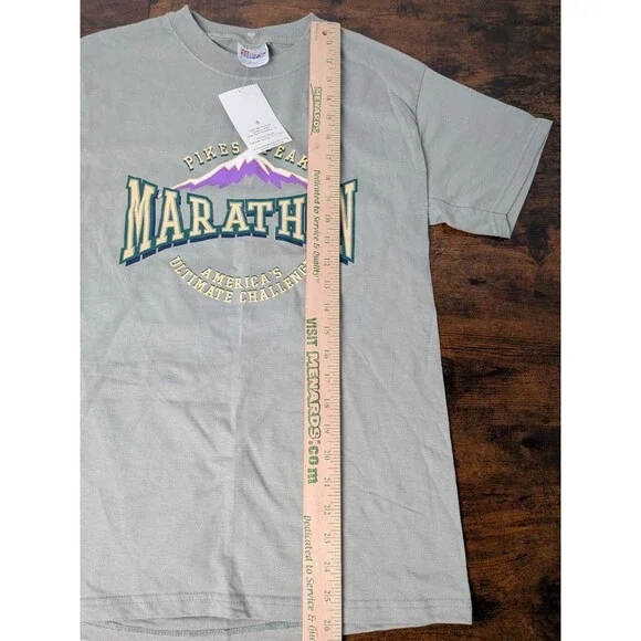 Vintage Pikes Peak Marathon Shirt Small Hanes Beefy Pikes Ascent NWT Y2K